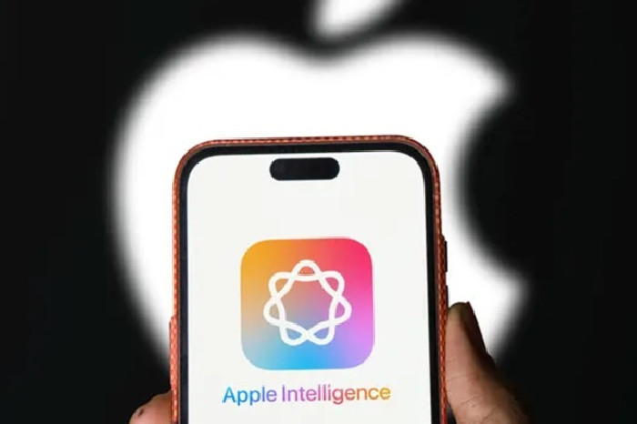 Icon Apple Intelligence pada model iPhone. (Foto: Tomsguide)