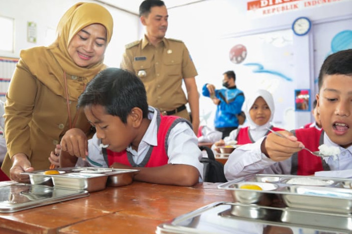 21.271 Siswa di Bandung Nikmati Manfaat Program Makan Bergizi Gratis Tahap 2 (Diskominfo)