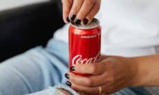 Siapa Pemilik Coca-Cola? Ini Sejarah Panjangnya